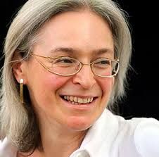 Memoria per Anna Stefanova Mazepa Politkovskaja, la "pazza" di Mosca