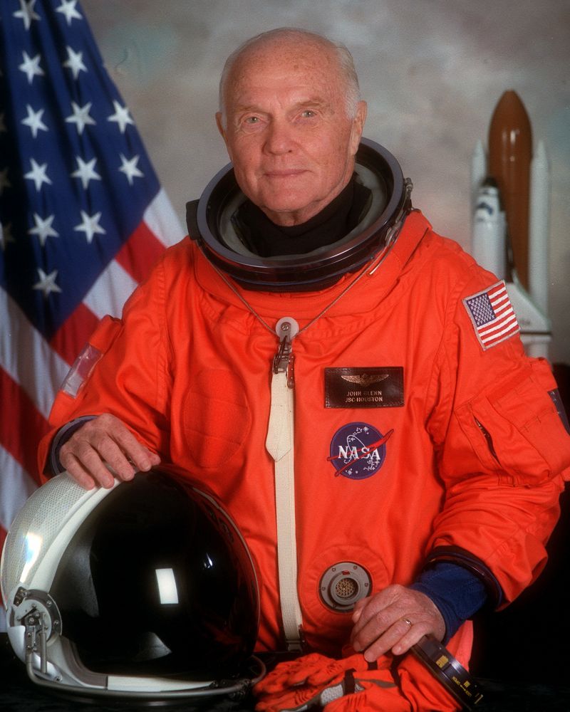 Memoria per John Herschel Glenn, in orbita con amore