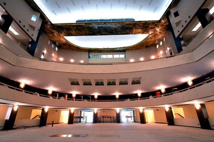 Memoria per Teatro Lirico a Milano: Dopo 20 anni sarà intitolato a Giorgio Gaber