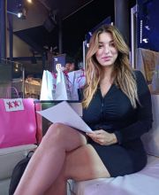 img - Ylenia Mezzani - Attrice poliedrica e sensuale