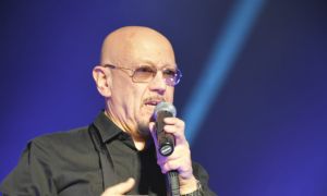 Enrico Ruggeri: “Alma” d’amore senza confini