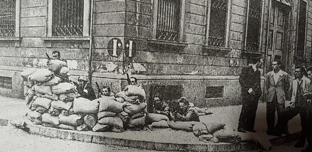 MILANO IN GUERRA: IL FINTO SCOOP DELLA PUBLIFOTO