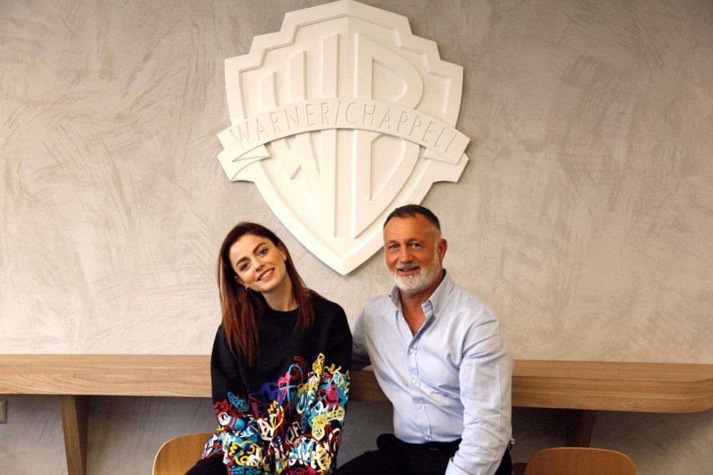 WARNER CHAPPELL rinnova il contratto di esclusiva come autrice con ANNALISA!