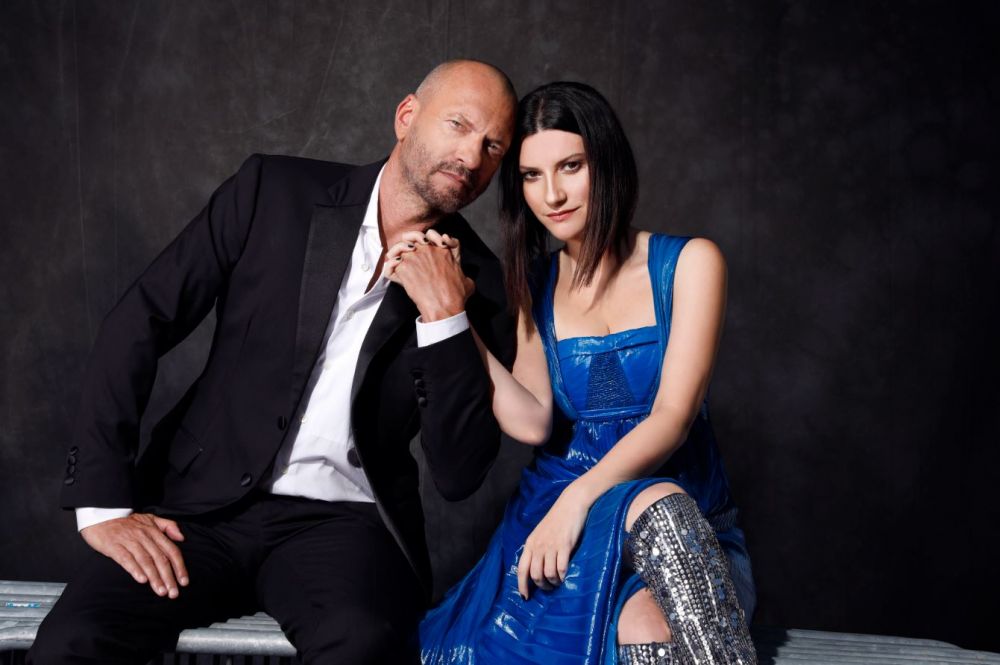 LAURA PAUSINI e BIAGIO ANTONACCI insieme in un imperdibile tour negli stadi.