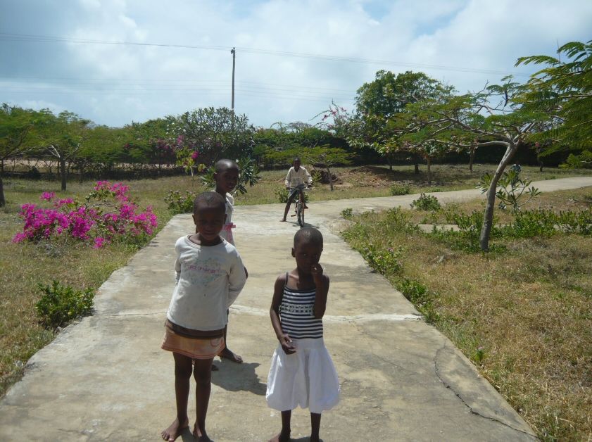 L’Associazione o.n.l.u.s. Children Center Mayungu dal 2008 in Kenya per aiutare e istruire i bambini meno fortunati.