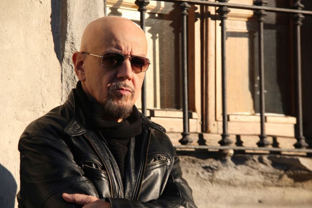 ENRICO RUGGERI: il 1° marzo esce “Come lacrime nella pioggia”