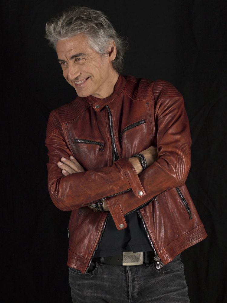 LIGABUE - “LA RAGAZZA DEI TUOI SOGNI”