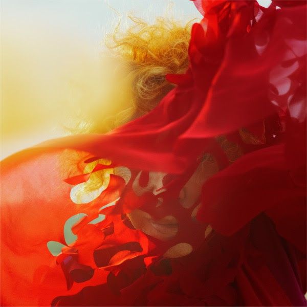 ORNELLA VANONI - “ISOLE VIAGGIANTI” CON UMORISMO