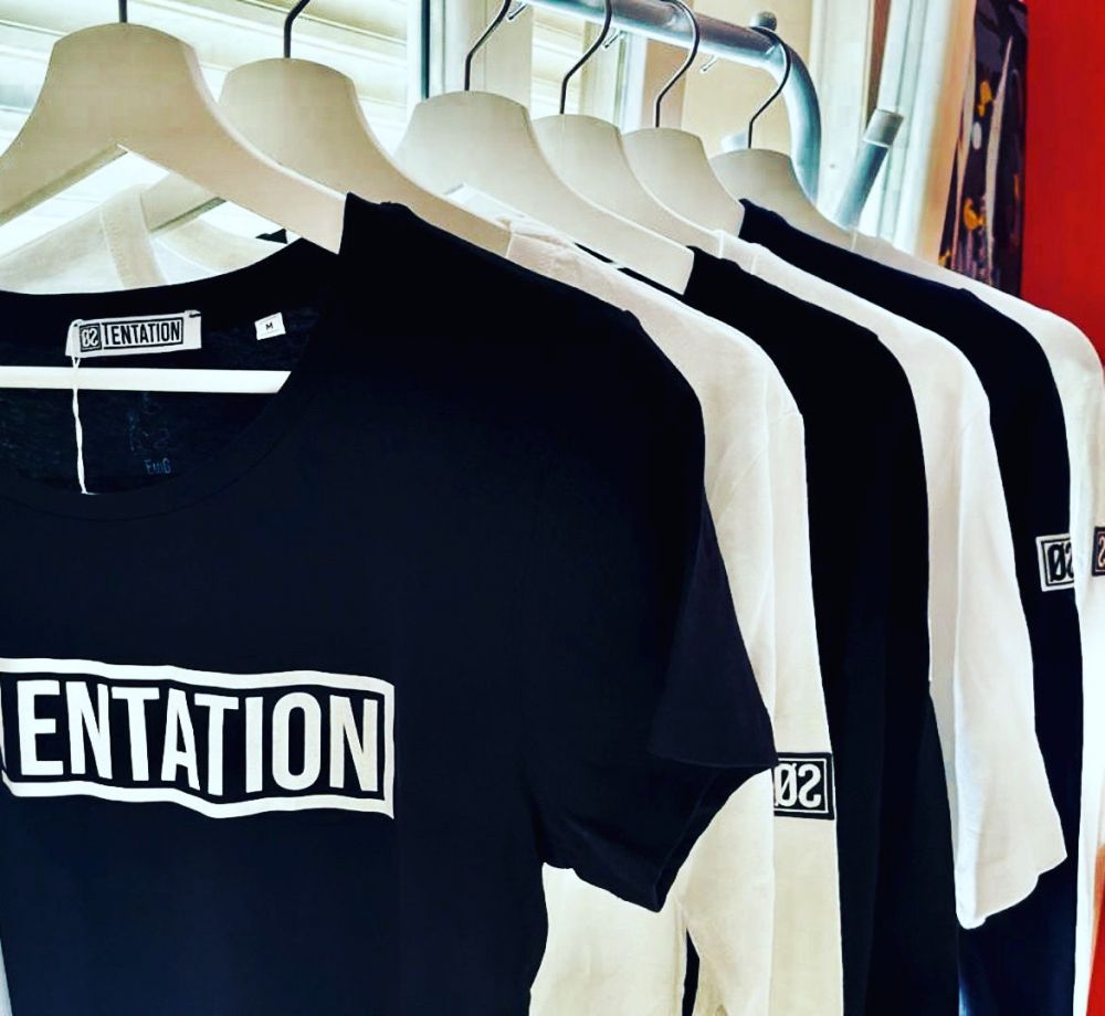 0STENTATION: il nuovo brand di streetwear di lusso conquista la riviera romagnola