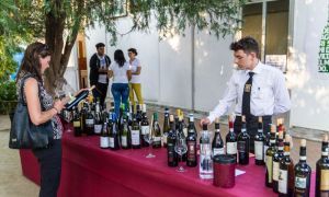 Il 3 e 4 giugno a WINEAROUND IN RIVIERA - Due giorni dedicata all'eccellenza enogastronomica, si darà spazio ai progetti solidali del mondo del vino