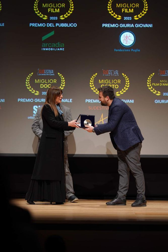 BRUNO FALANGA ha ricevuto per la colonna sonora del film “Per niente al mondo”, il Premio CD d’Argento “Gianni Lenoci” al SUDESTIVAL – Festival del cinema italiano