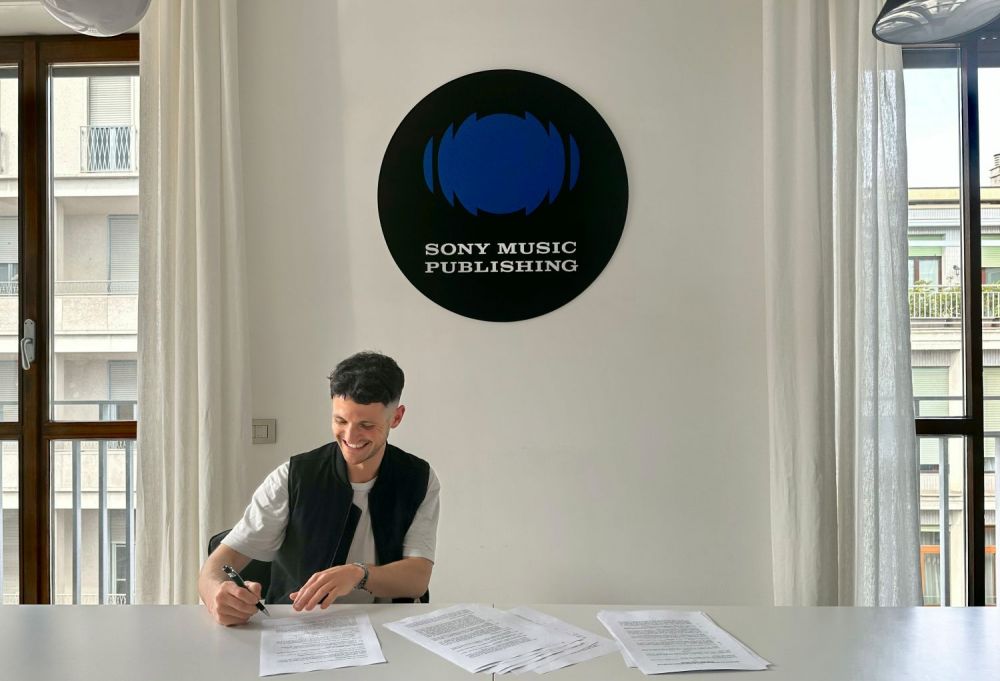 SONY MUSIC PUBLISHING annuncia la firma dell'accordo editoriale con BENJAMIN VENTURA