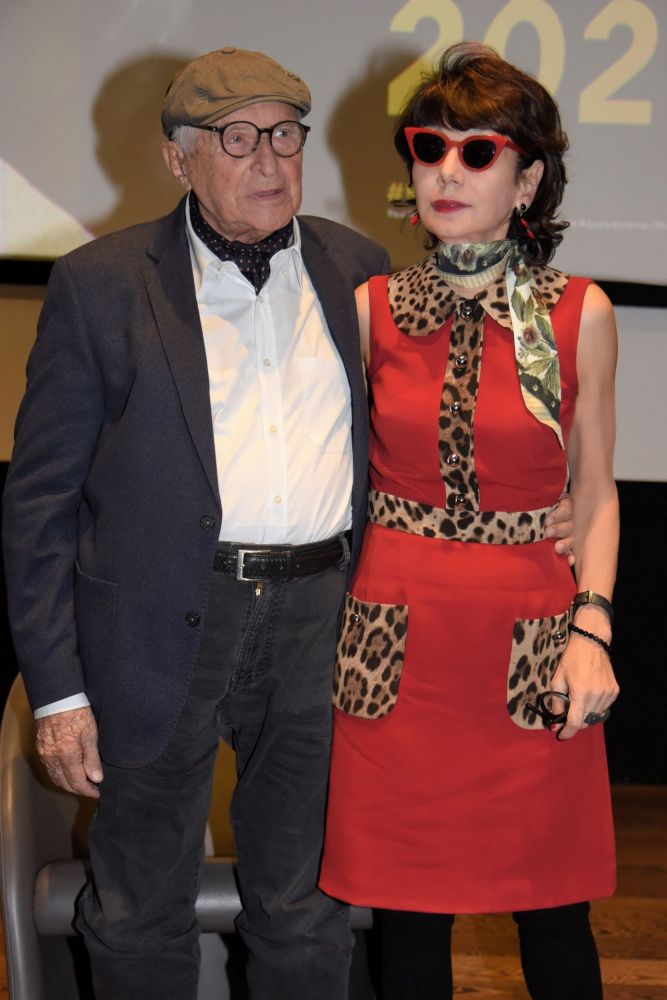 Il film di ELISABETTA SGARBI dedicato al fotografo NINO MIGLIORI verrà proiettato a PARIGI in collaborazione con l’Istituto Italiano di Cultura