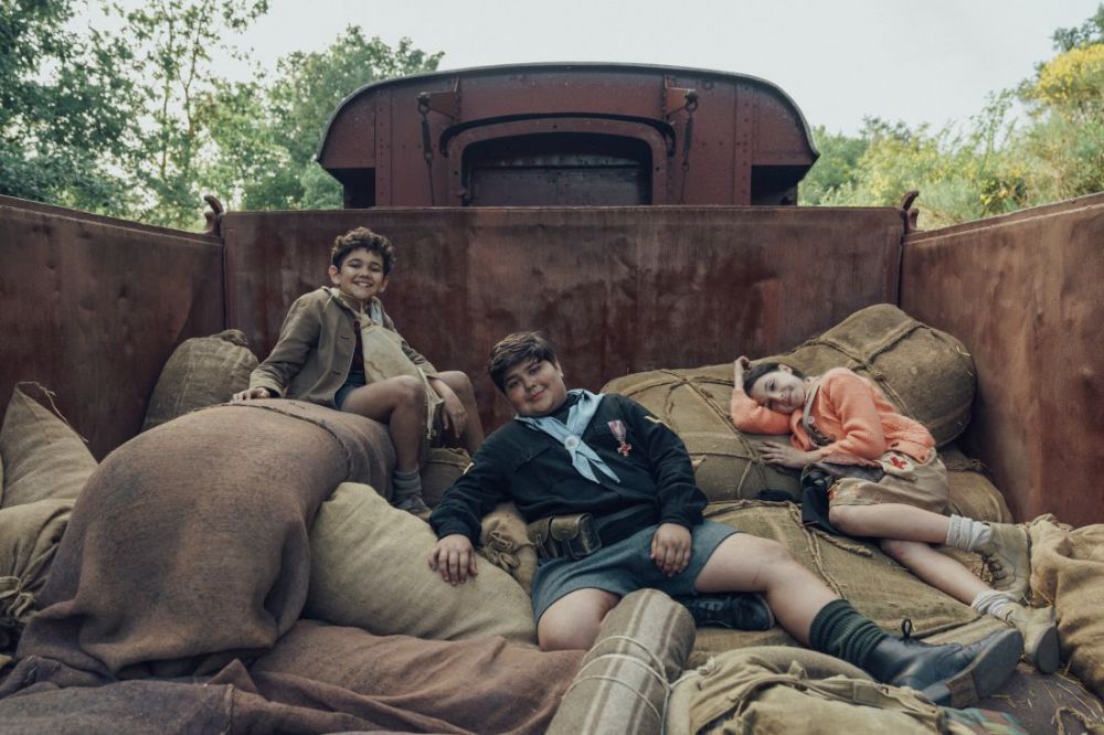 EDIZIONI CURCI: PIVIO & ALDO DE SCALZI firmano la colonna sonora originale del film "L'ULTIMA VOLTA CHE SIAMO STATI BAMBINI", esordio alla regia di CLAUDIO BISIO che sabato 9 settembre verr presentato al FESTIVAL DELLA COMUNICAZIONE di CAMO
