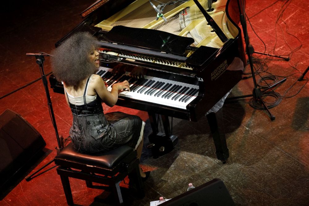 JANY MCPHERSON - Il ottobre esce in “A LONG WAY”, il nuovo album di inediti della pianista, cantante e compositrice cubana