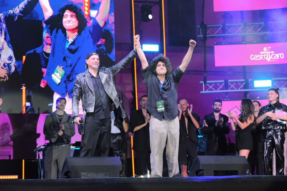 Successo per il 65° FESTIVAL DI CASTROCARO - Nella serata finale condotta da CLEMENTINO e MANOLA MOSLEHI ha vinto il rapper DJOMI 