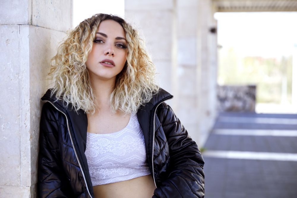 GRACE : “PEGGIORE MOSTRO” IN LUCE AMORE E ODIO