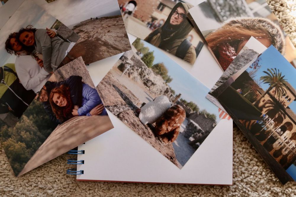 Abbiamo tutti l’ansia di cancellare le foto