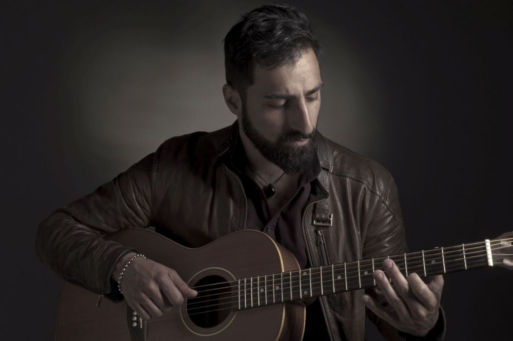 FABIO CURTO IN CONCERTO CON "VIA DI QUA"
